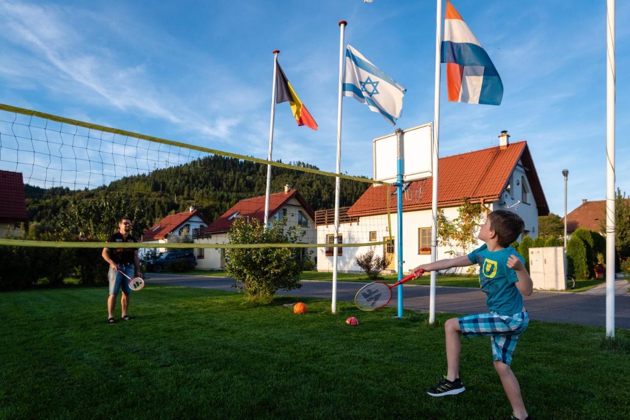 Villapark Vlasky Bešeňová エクステリア 写真