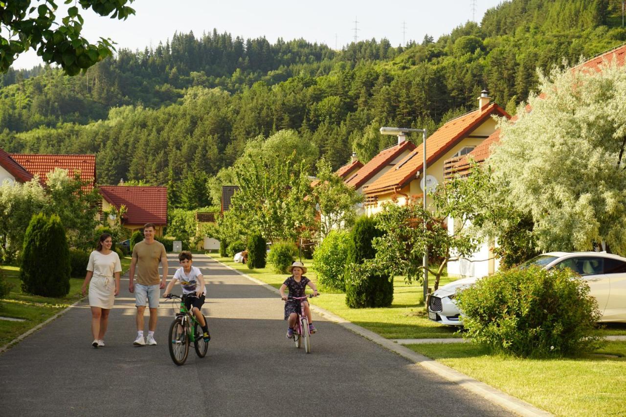 Villapark Vlasky Bešeňová エクステリア 写真